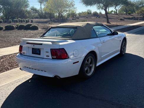 Used 2001 Ford Mustang GT image 1