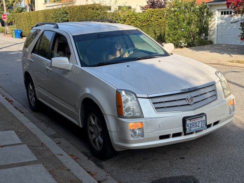 Used 2007 Cadillac SRX RWD image 2