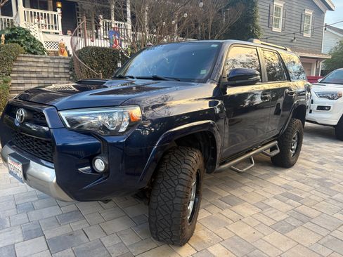 Used 2019 Toyota 4Runner TRD Off-Road Premium w/ Wilderness Package image 1