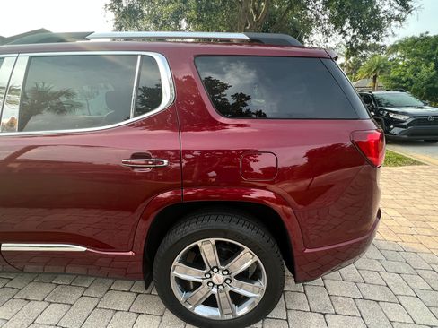 Used 2017 GMC Acadia Denali w/ Technology Package image 16