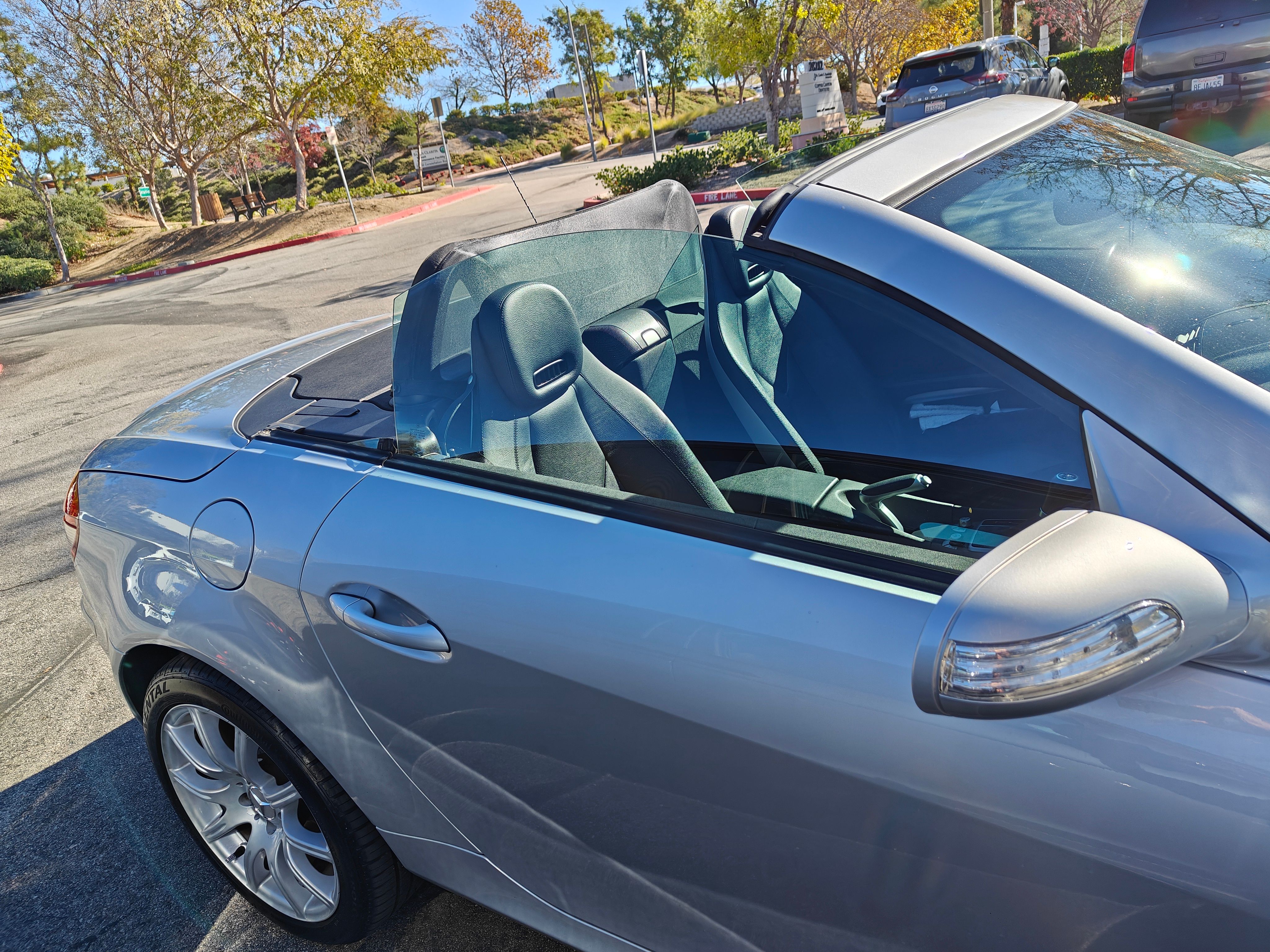 Used 2005 Mercedes-Benz SLK 350 image 2