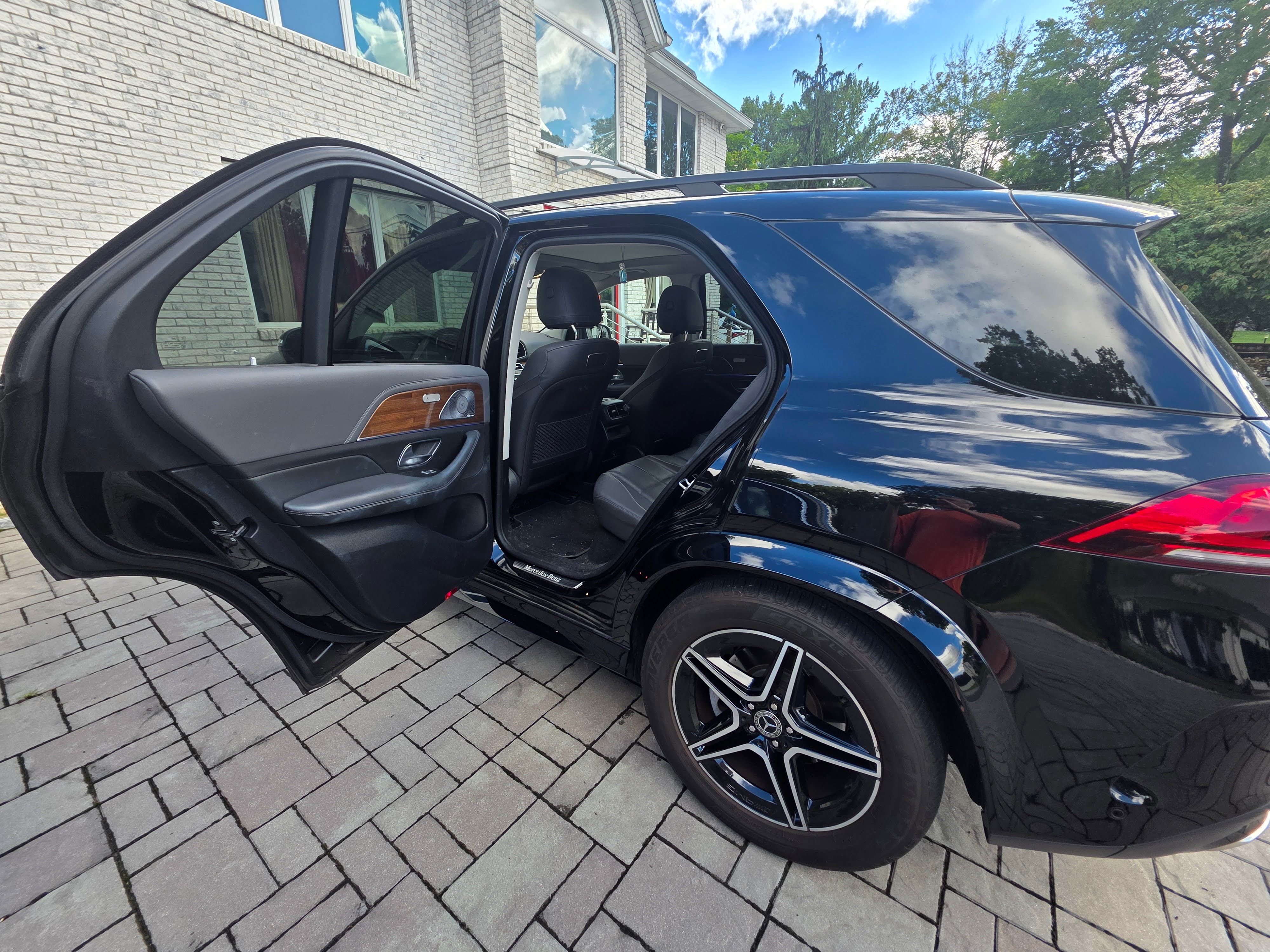 Used 2020 Mercedes-Benz GLE 450 4MATIC image 8