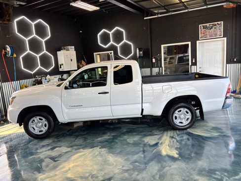 Used 2015 Toyota Tacoma 2WD Access Cab w/ SR5 Package image 5