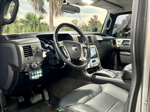 Used 2008 HUMMER H2 image 24