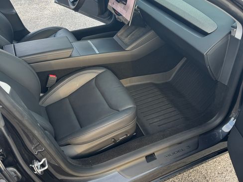 Used 2025 Tesla Model 3 Long Range RWD image 19