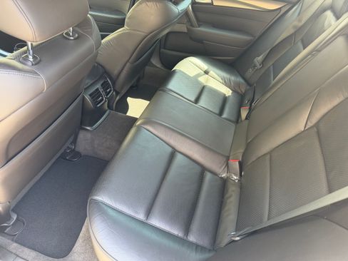 Used 2013 Acura TL w/ Technology Package FWD image 25