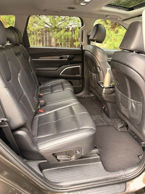 Used 2020 Kia Telluride EX AWD/4WD image 10