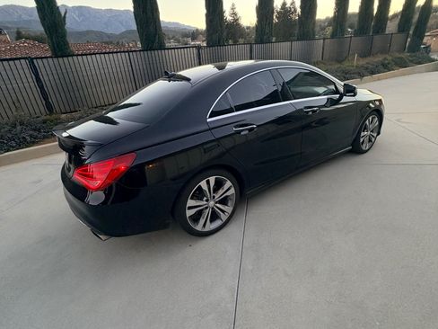 Used 2015 Mercedes-Benz CLA 250 image 2