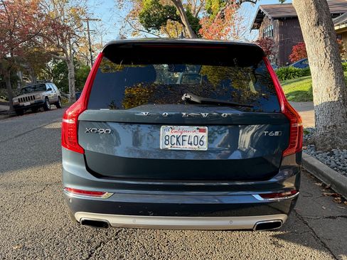 Used 2018 Volvo XC90 T6 Inscription w/ Convenience Package image 19