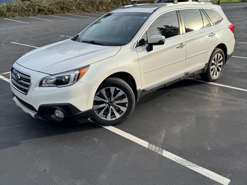 Used 2017 Subaru Outback 3.6R Touring w/ Popular Package #5A image 1