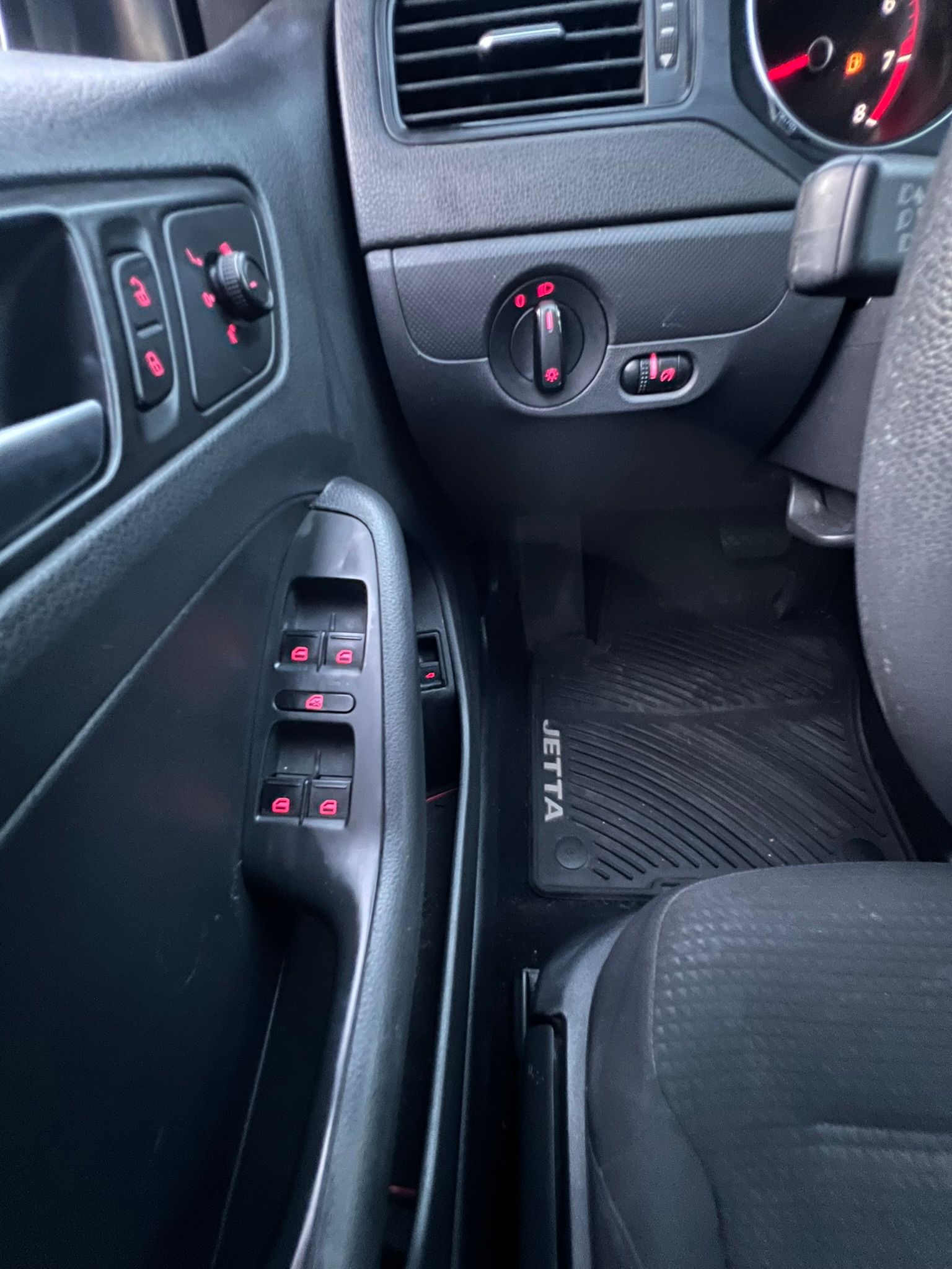 Used 2016 Volkswagen Jetta S FWD image 26