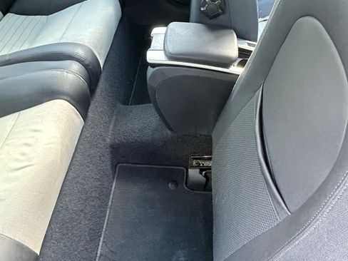 Used 2011 Volvo C30 image 31