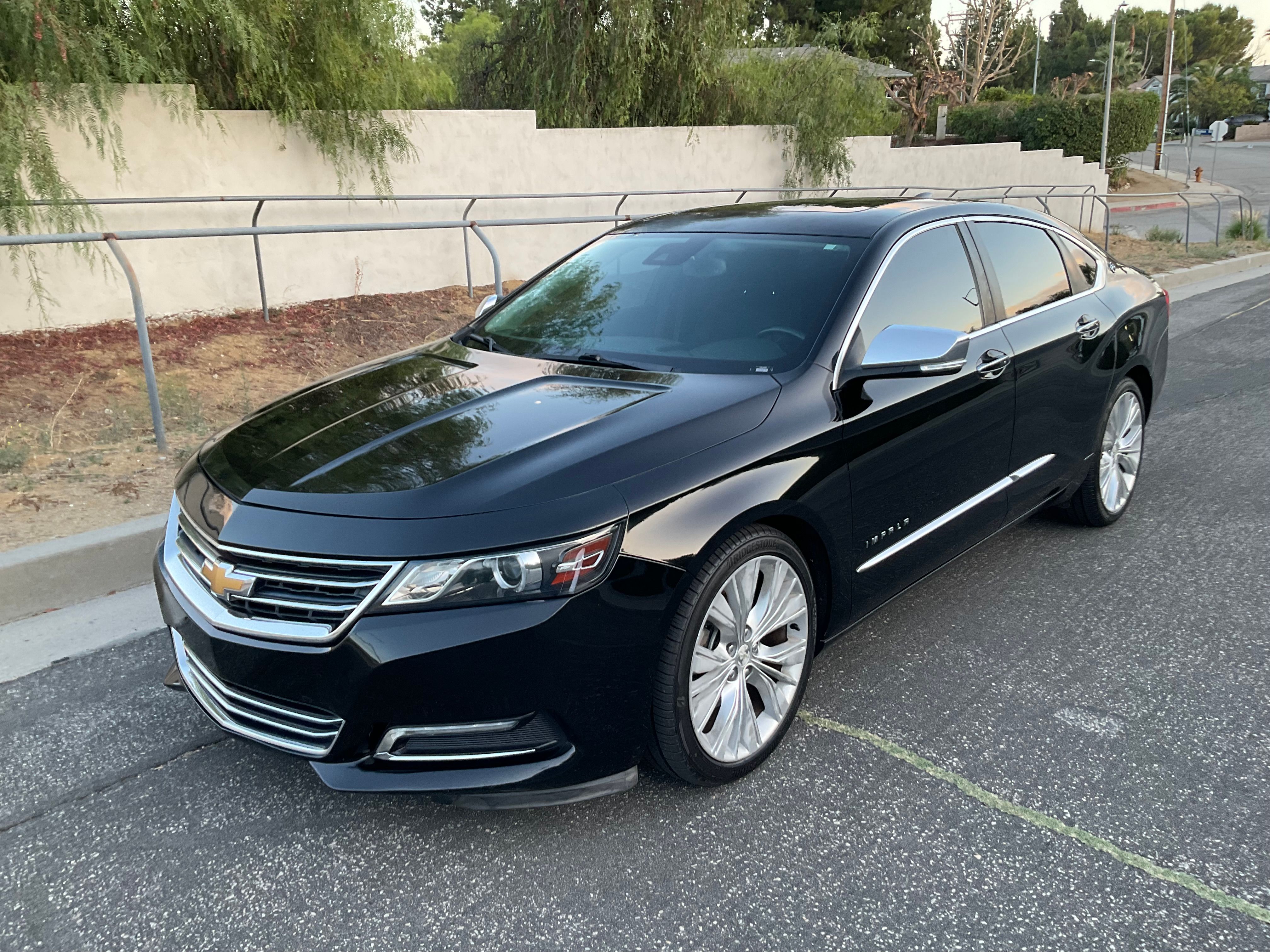 Used 2015 Chevrolet Impala LTZ FWD image 1