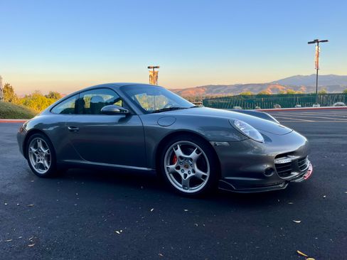 Used 2007 Porsche 911 Carrera S image 15