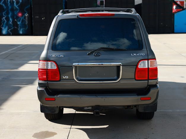 Used 2000 Lexus LX 470 4WD image 9