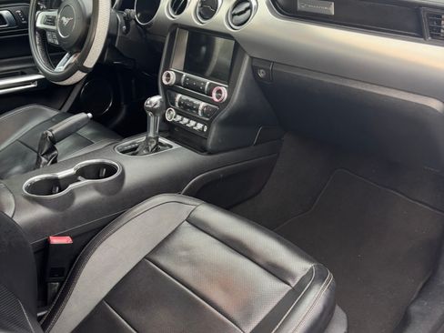 Used 2021 Ford Mustang Premium RWD image 9