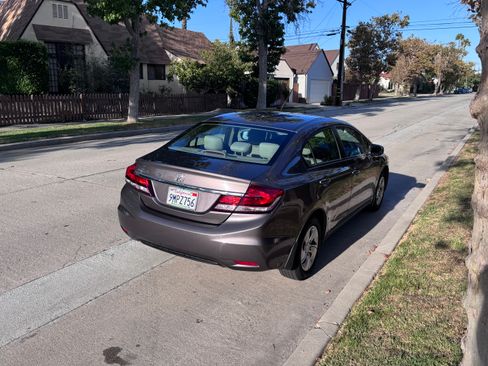 Used 2014 Honda Civic LX image 4