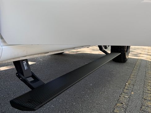 Used 2020 GMC Sierra 1500 AT4 w/ AT4 Premium Package image 12