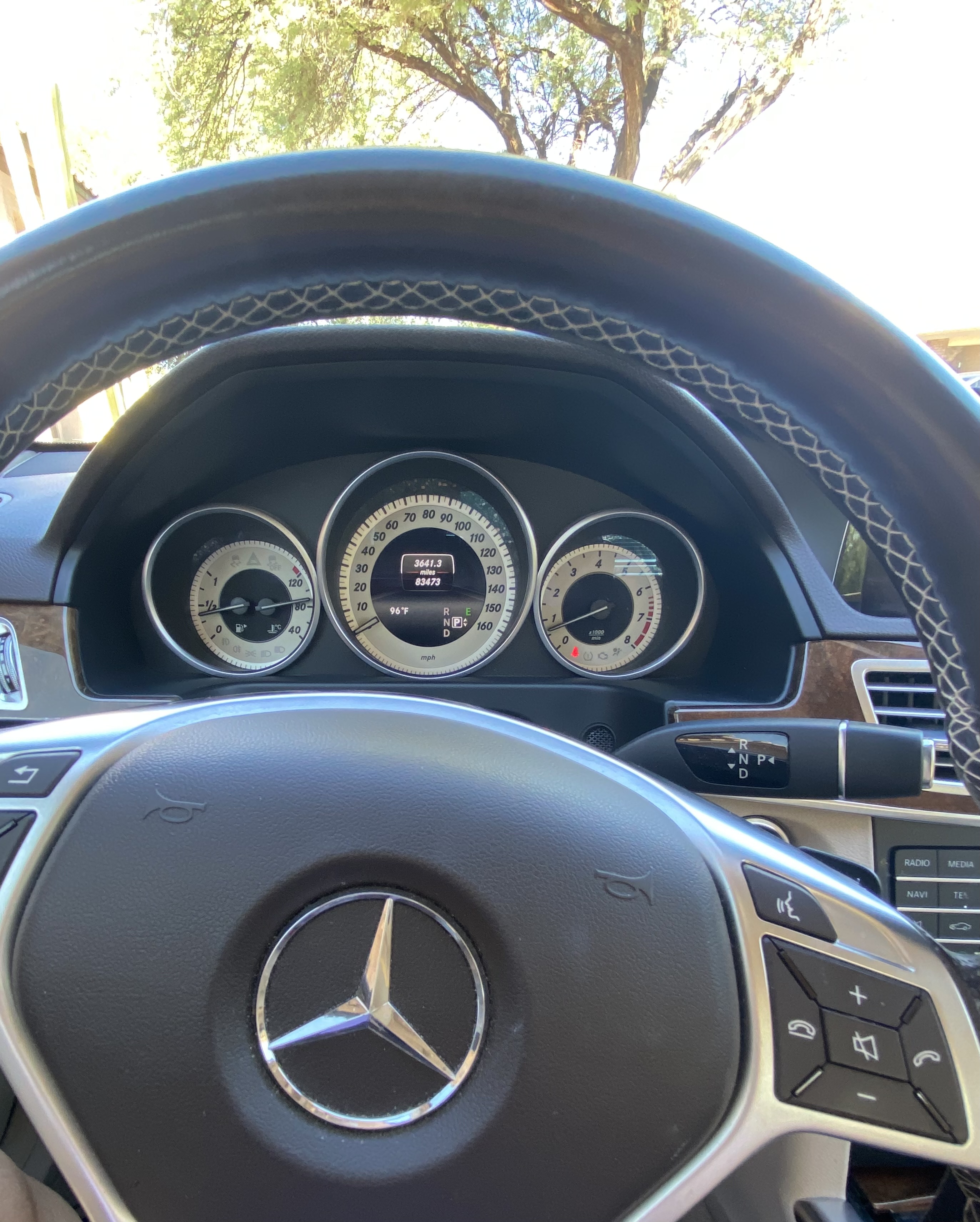 Used 2016 Mercedes-Benz E 350 Sedan image 1
