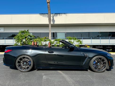 Used 2022 BMW M4 xDrive Competition w/ Executive Package image 14