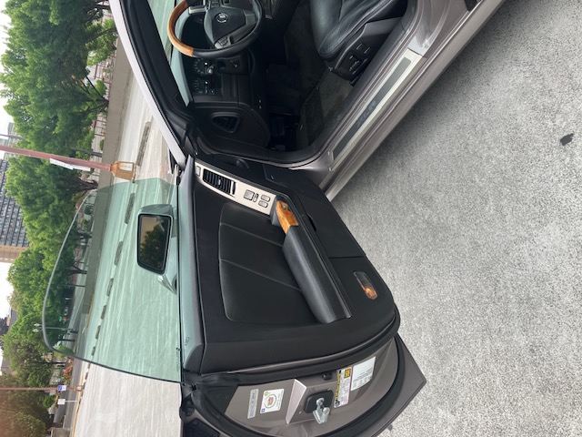 Used 2004 Cadillac XLR RWD image 12