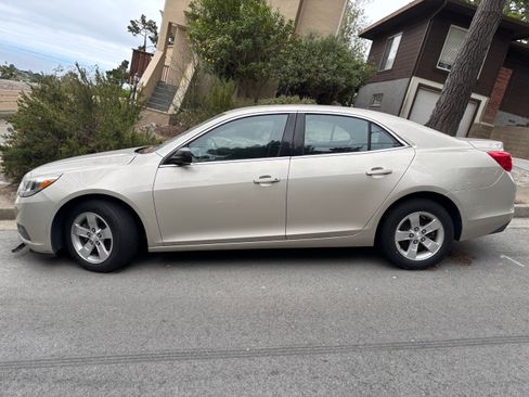 Used 2013 Chevrolet Malibu LS FWD image 4