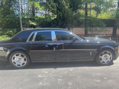 Used 2006 Rolls-Royce Phantom Sedan image 5