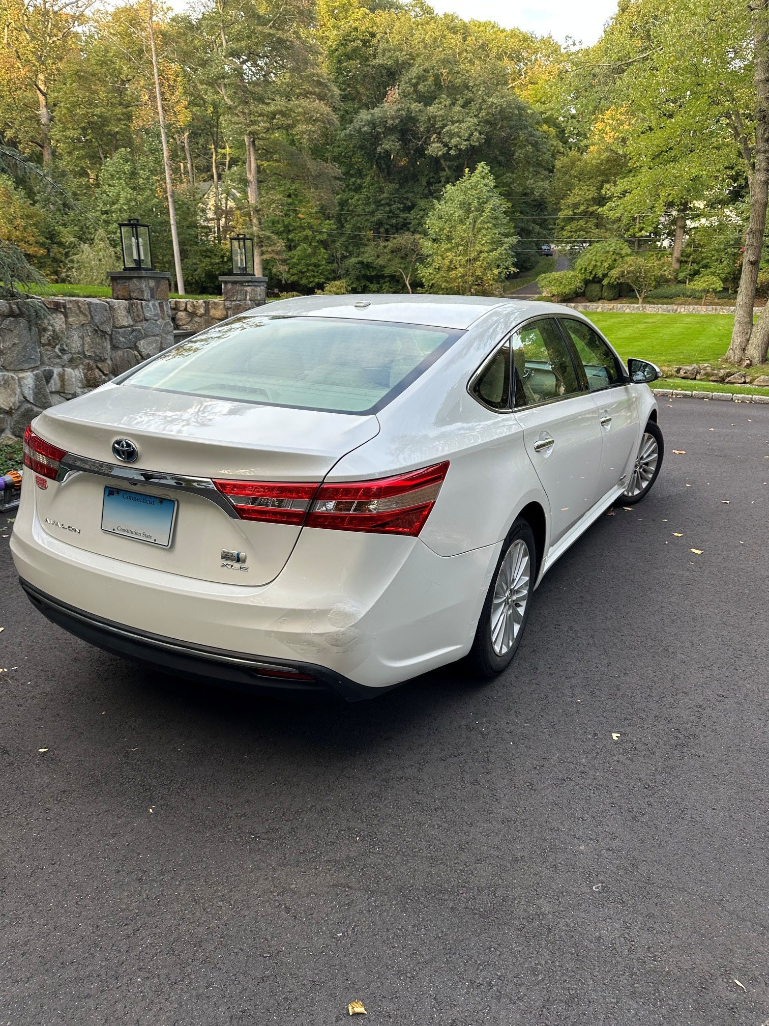 Used 2013 Toyota Avalon XLE Touring FWD image 14
