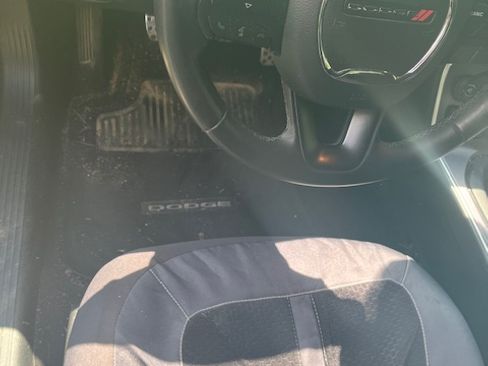 Used 2016 Dodge Challenger R/T image 6