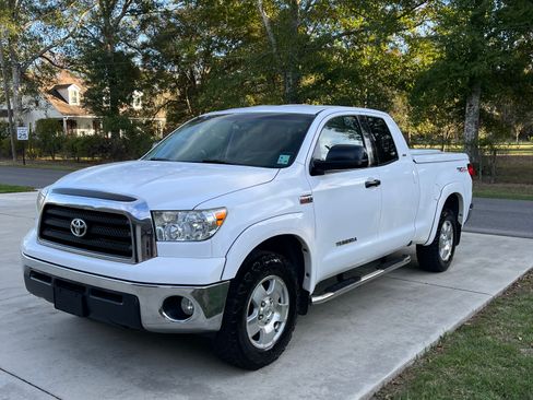 Used 2009 Toyota Tundra SR5 image 1