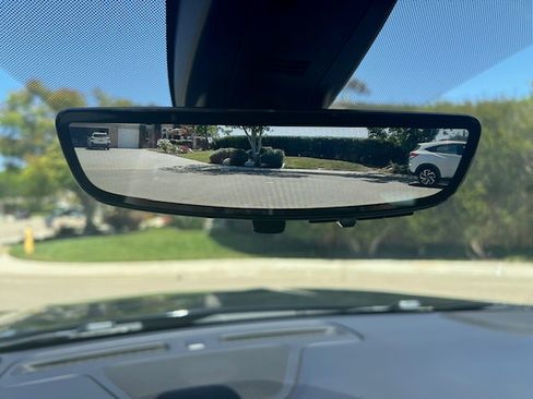 Used 2021 Chevrolet Tahoe High Country image 24