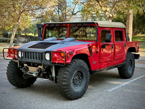 Used 1997 HUMMER H1 4-Door Open Top AWD/4WD image 2