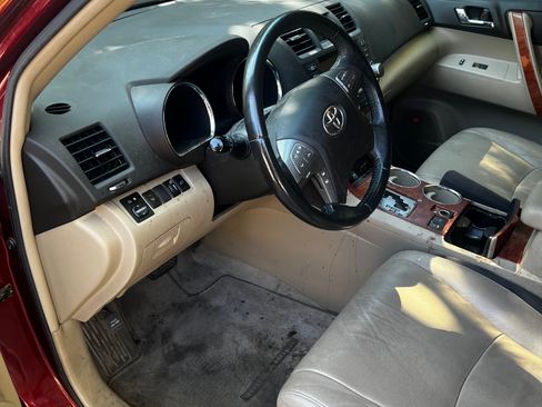 Used 2010 Toyota Highlander Limited image 33