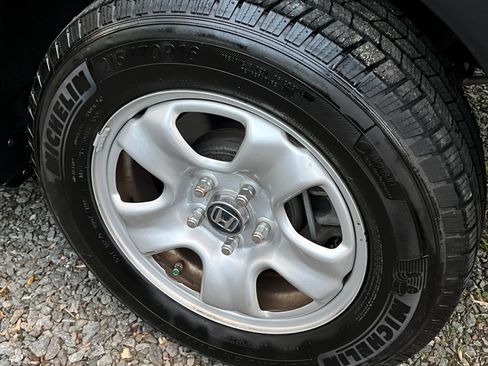 Used 2013 Honda CR-V LX image 29