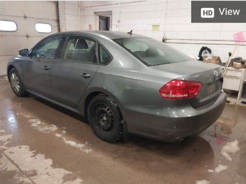 Used 2014 Volkswagen Passat 1.8T S image 4