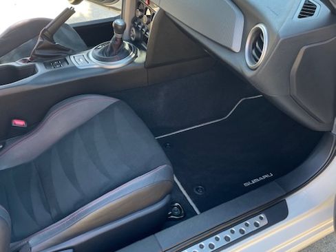 Used 2015 Subaru BRZ Limited RWD image 11