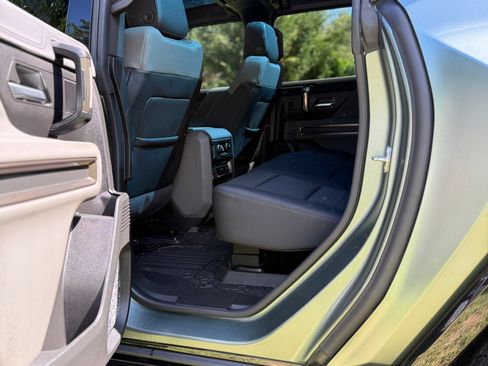 Used 2024 GMC Hummer EV 3X AWD/4WD image 17