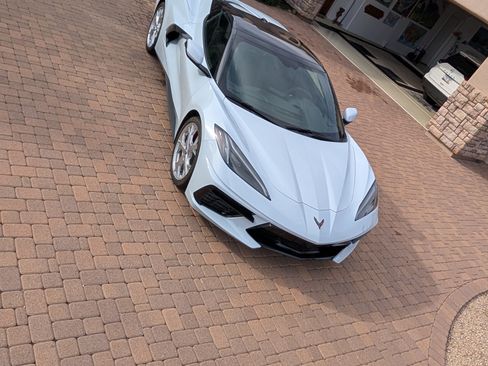 Used 2022 Chevrolet Corvette Stingray Convertible w/ Battery Protection Package image 10