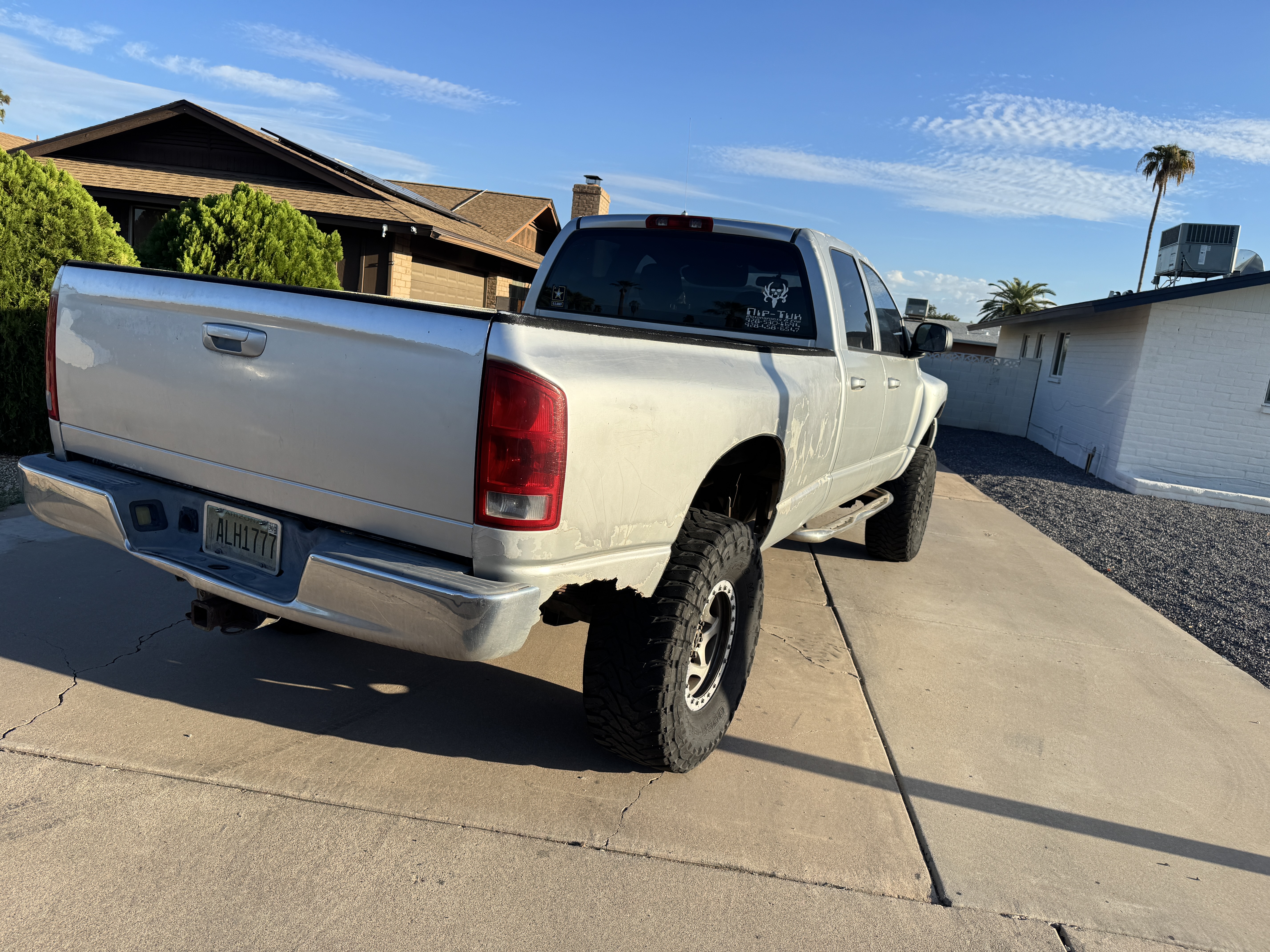 Used 2004 Dodge Ram 2500 Truck SLT w/ Trailer Tow Group AWD/4WD image 6