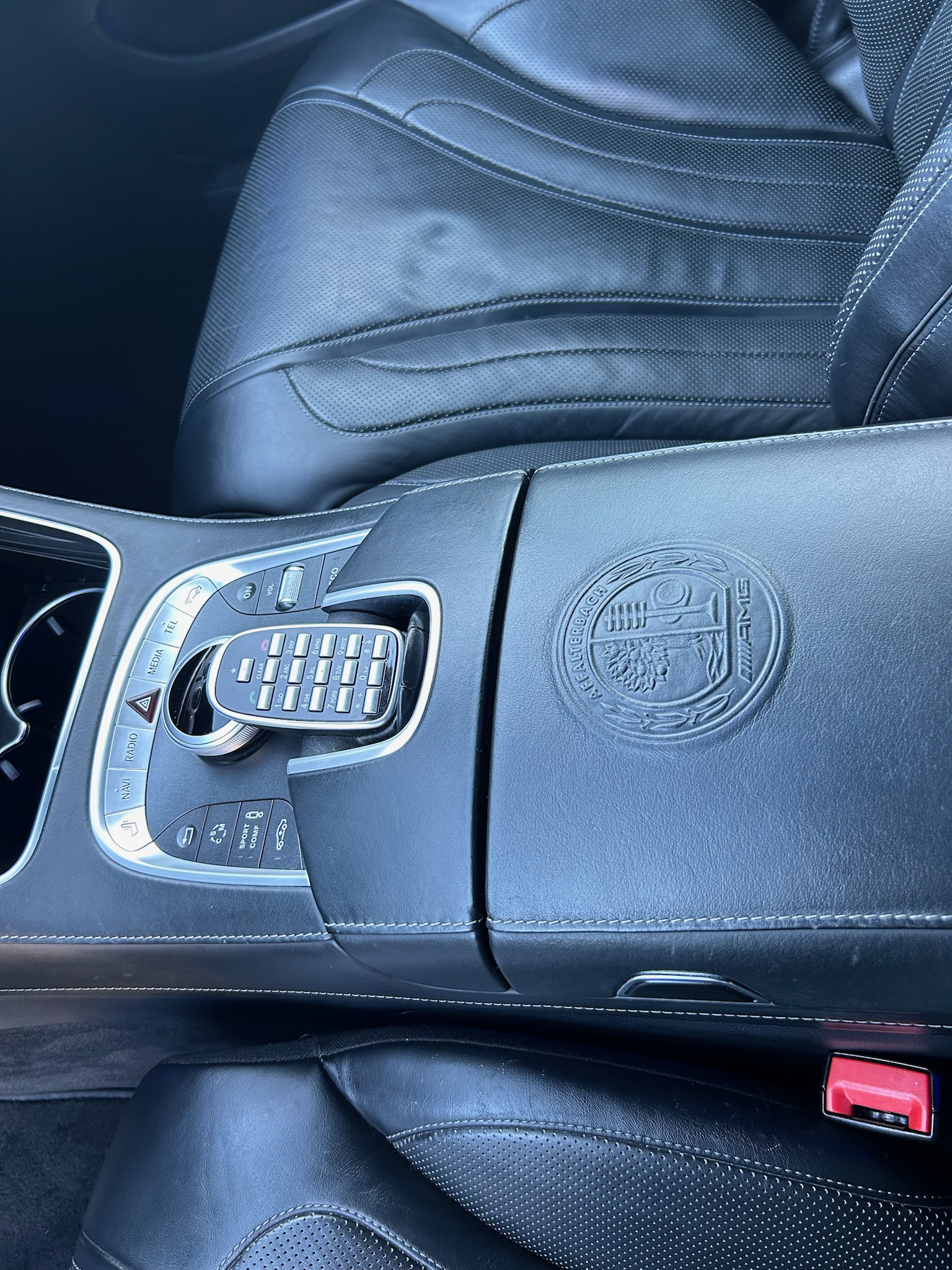Used 2014 Mercedes-Benz S 63 AMG 4MATIC Sedan image 22