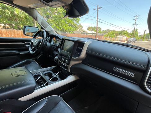 Used 2022 RAM 1500 Laramie AWD/4WD image 12