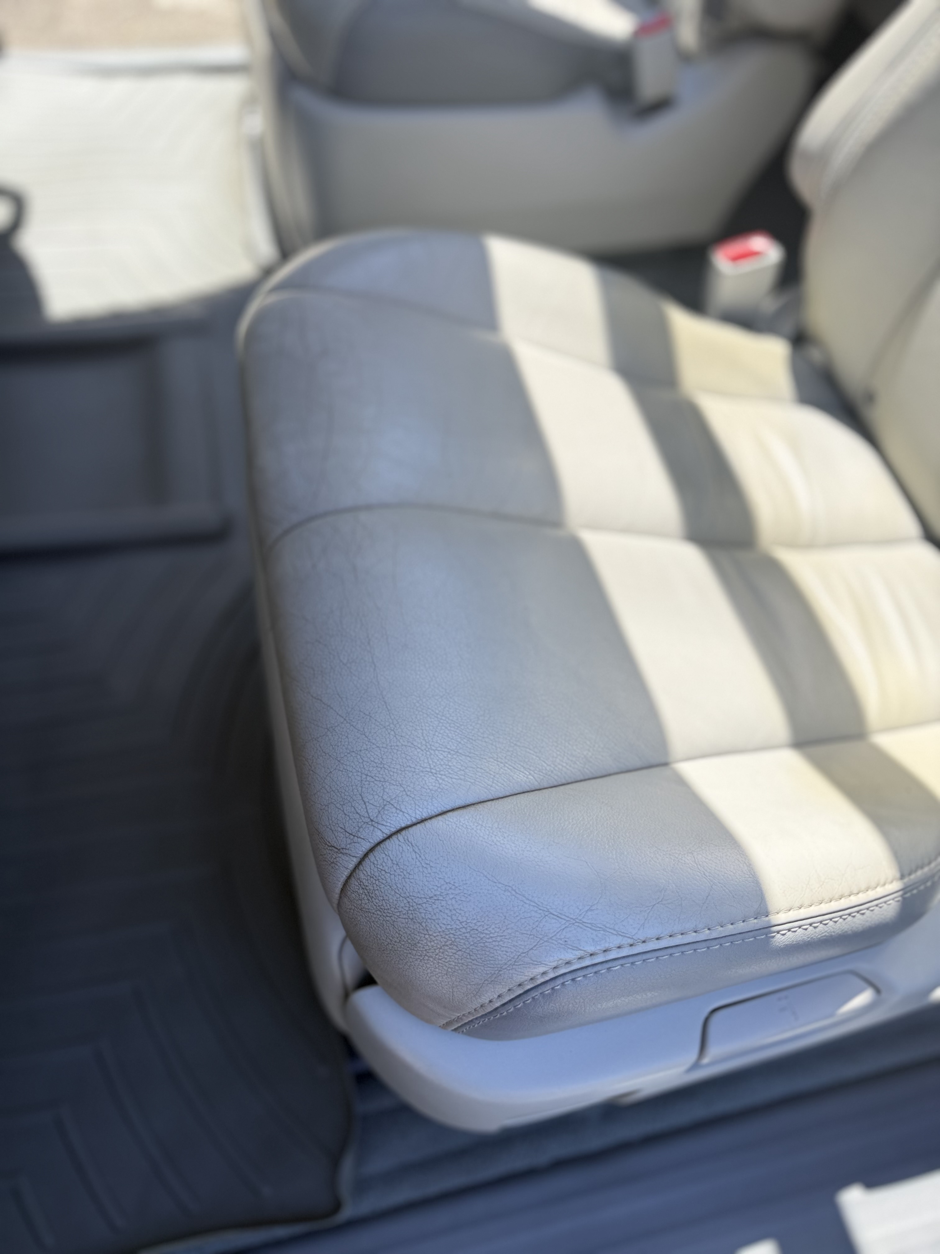 Used 2013 Toyota Sienna Limited w/ Premium Pkg FWD image 8