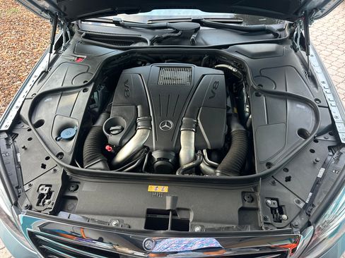 Used 2017 Mercedes-Benz S 550 Sedan image 14