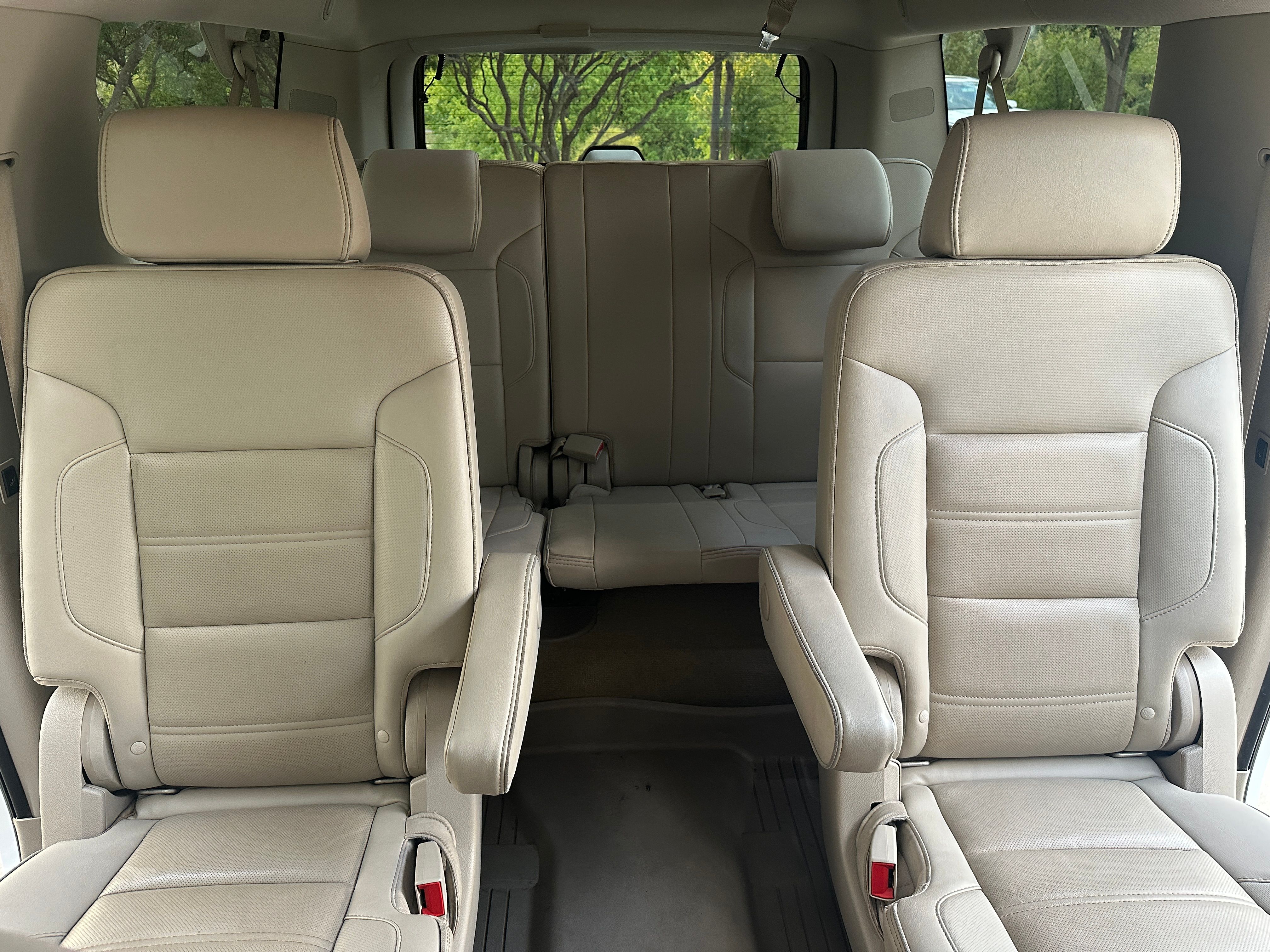 Used 2017 GMC Yukon XL Denali w/ Open Road Package AWD/4WD image 16