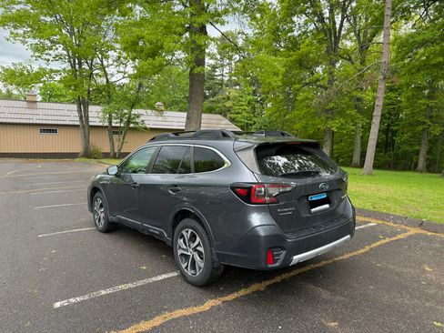 Used 2022 Subaru Outback Limited AWD/4WD image 12
