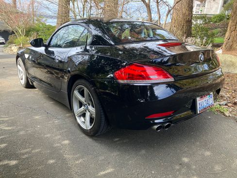 Used 2009 BMW Z4 sDrive30i RWD image 5