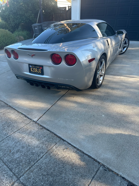 Used 2006 Chevrolet Corvette Coupe w/ Preferred Equipment Group RWD image 6