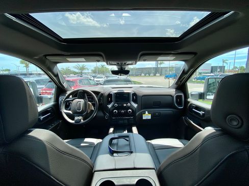 Used 2020 GMC Sierra 2500 Denali w/ Denali Ultimate Package AWD/4WD image 5