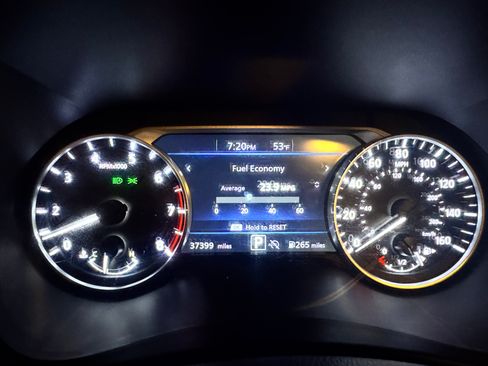 Used 2024 Nissan Sentra SV image 19