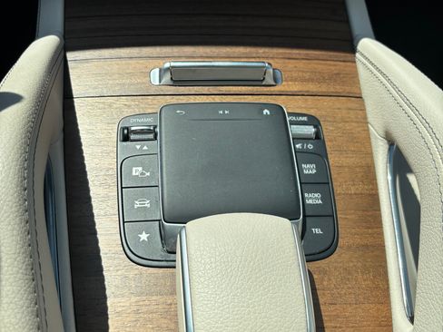 Used 2023 Mercedes-Benz GLE 450 4MATIC image 15